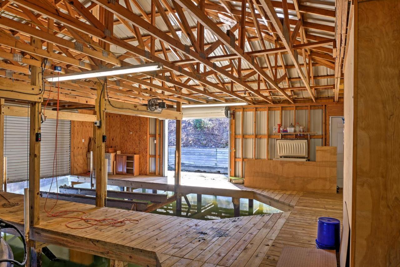 Paradise Cove Cabin With Boathouse And Dock Guntersville Ngoại thất bức ảnh